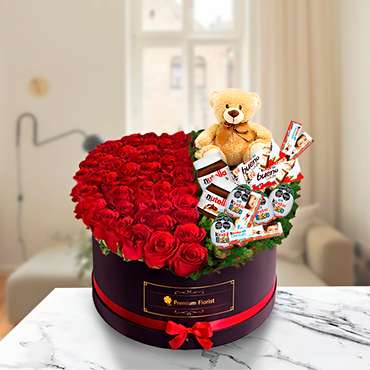 Box with Teddy bear and Kinder Mix