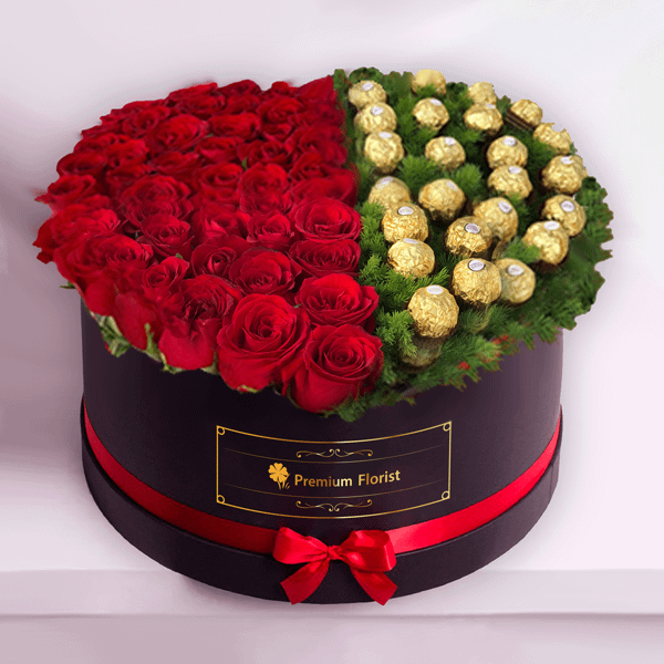 Flowers to Saltillo Mexico Box with Roses and Ferrero Rocher